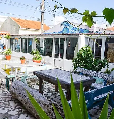 Portuguese Loveboat Hostel Baleal